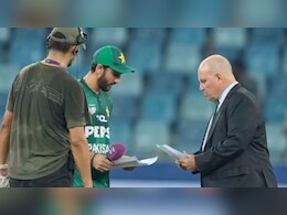 VIDEO: 'हैंडशेक' विवाद पर रेफरी ने पाकिस्तानी कप्तान और मैनेजर से मांगी माफी? वीडियो आया सामने