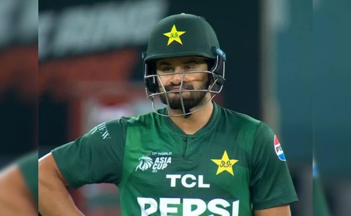 Ind vs Pak: क्या दिन आ गए, इतने बुरे हाल, पर पाकिस्तानी फैंस इसी बात में ही खुश हो रहे कि...