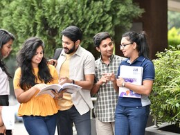 UPSC Recruitment 2025: अकाऊंटंट ते लेक्चरसाठी सरकारी नोकरीची संधी! कधी, कुठे कराल अर्ज? जाणून घ्या प्रोसेस