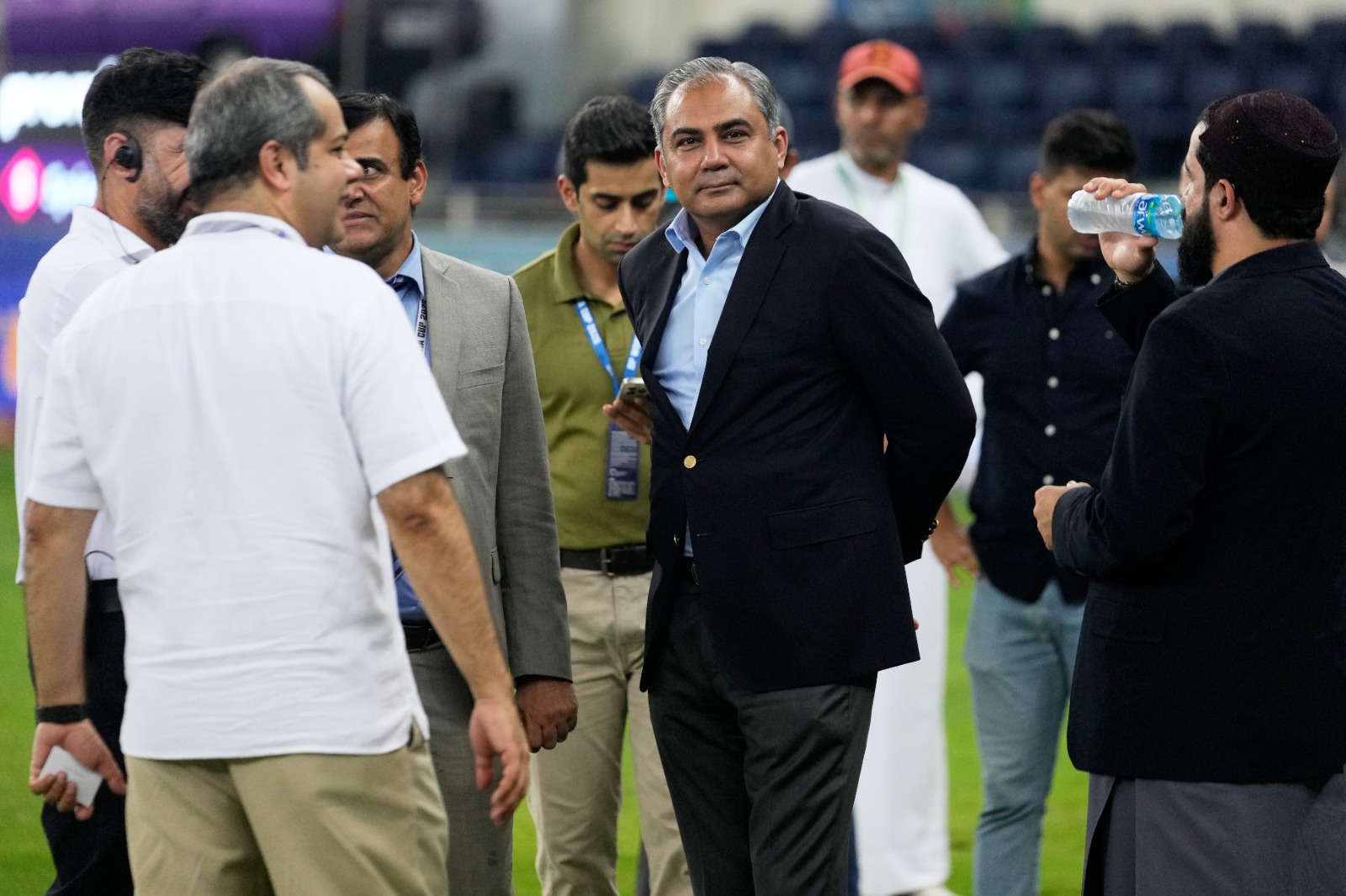 Mohsin Naqvi Hands Over Trophy To UAE Board Amid BCCI's Impeachment Threat: Sources