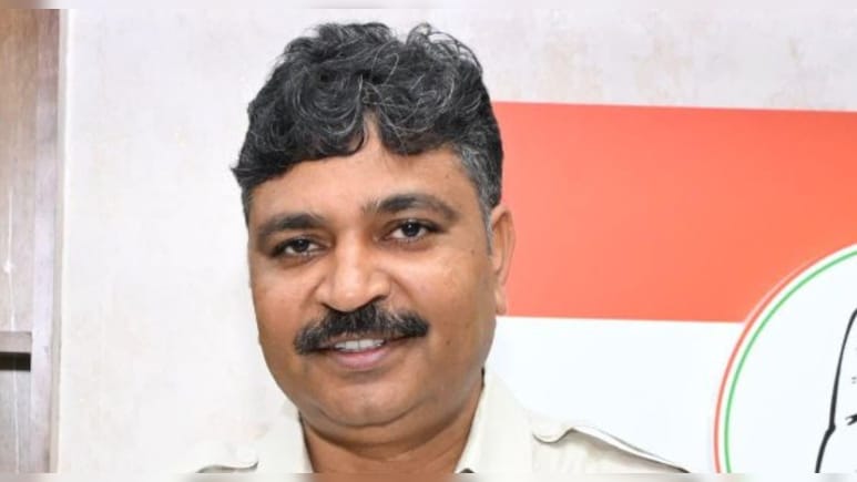 "मीटिंग-मीटिंग खेल रही सरकार", जूली बोले- सदन की मर्यादा तार-तार हो रही "मीटिंग-मीटिंग खेल रही सरकार", जूली बोले- सदन की मर्यादा तार-तार हो रही