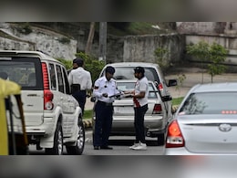 ट्रैफिक चालान एक झटके में निपटाने का सुनहरा मौका, क्या है प्रोसेस, कहां जाना होगा? ट्रैफिक चालान एक झटके में निपटाने का सुनहरा मौका, क्या है प्रोसेस, कहां जाना होगा?
