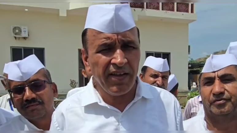 दिल्ली-जयपुर से आए नेता कांग्रेसियों को दे रहे ट्रेनिंग, पंचायत चुनाव में नजर आएगा बदलाव? दिल्ली-जयपुर से आए नेता कांग्रेसियों को दे रहे ट्रेनिंग, पंचायत चुनाव में नजर आएगा बदलाव?