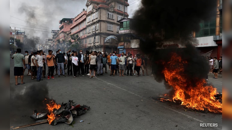 200 Telugu People Stranded In Nepal, Minister Nara Lokesh Monitoring Situation
