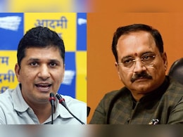 दुर्गा पंडाल में पीएम मोदी की तस्वीर लगाए जाने पर सियासत गर्म, बीजेपी ने आप पर किया पलटवार दुर्गा पंडाल में पीएम मोदी की तस्वीर लगाए जाने पर सियासत गर्म, बीजेपी ने आप पर किया पलटवार