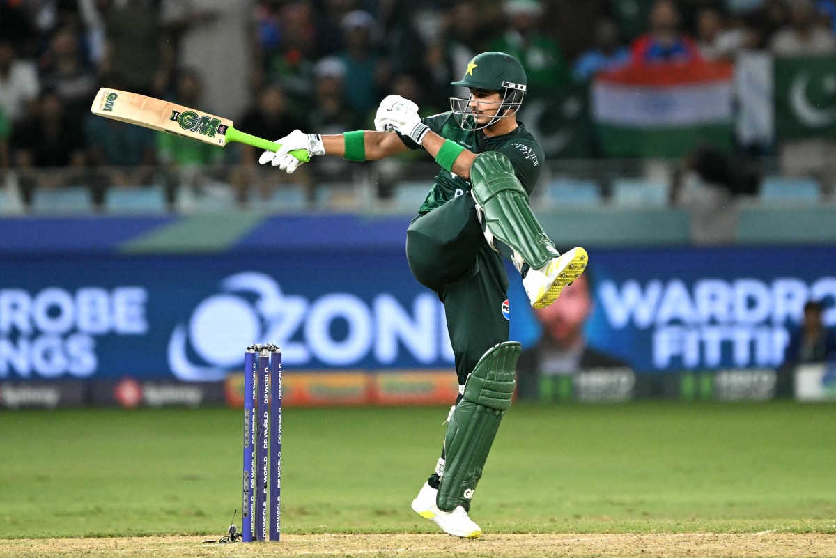 Ex-Pakistan Star's 'Sabka Laadla Hai' Jibe At Saim After Another Failure