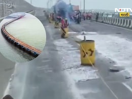 Atal Setu Potholes: 17,840 कोटींच्या अटल सेतूवर दीड वर्षातच खड्डे; MMRDA ने दिले स्पष्टीकरण Atal Setu Potholes: 17,840 कोटींच्या अटल सेतूवर दीड वर्षातच खड्डे; MMRDA ने दिले स्पष्टीकरण