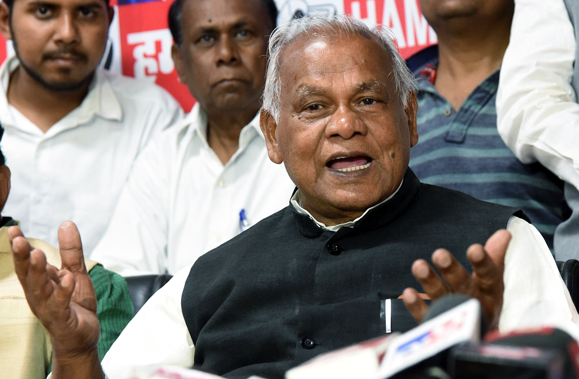 क्यों नाराज हैं जीतन राम मांझी? घर पहुंचे BJP प्रभारी धर्मेंद्र प्रधान, सिर्फ 15 मिनट चली बैठक