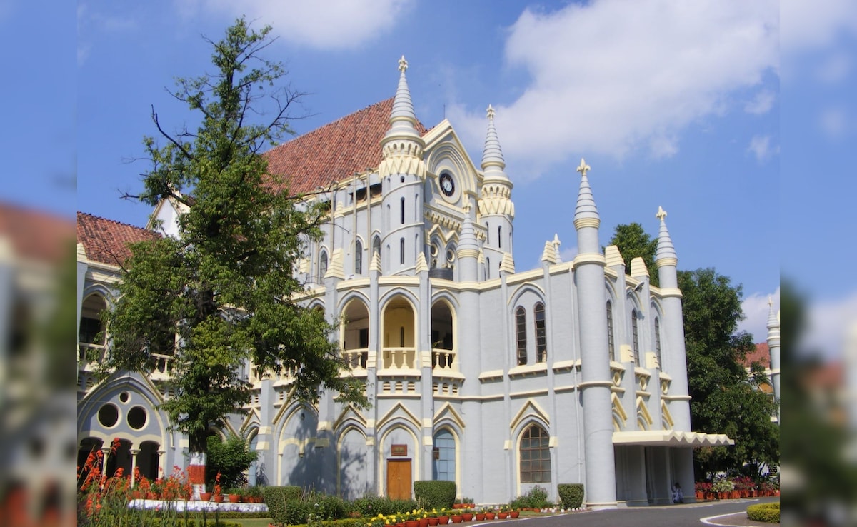 हाईकोर्ट ने कांग्रेसियों की गिरफ्तारी पर जताई सख्त नाराजगी, पुलिस से पूछा- कानूनी प्रक्रिया क्यों नहीं अपनाई?