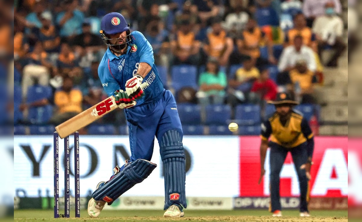 6, 6, 6, 6, 6: Mohammad Nabi Lights Up Asia Cup, Slams 5 Sixes In 1 Over vs Sri Lanka. Watch
