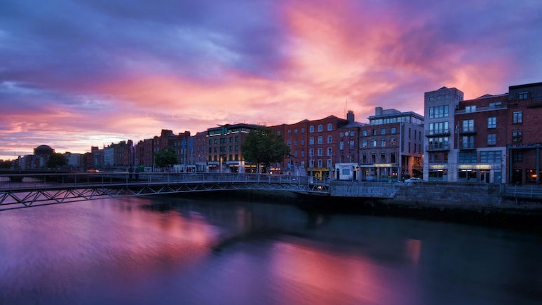Visiting Ireland For The First Time? 7 Experiences You Cannot Miss