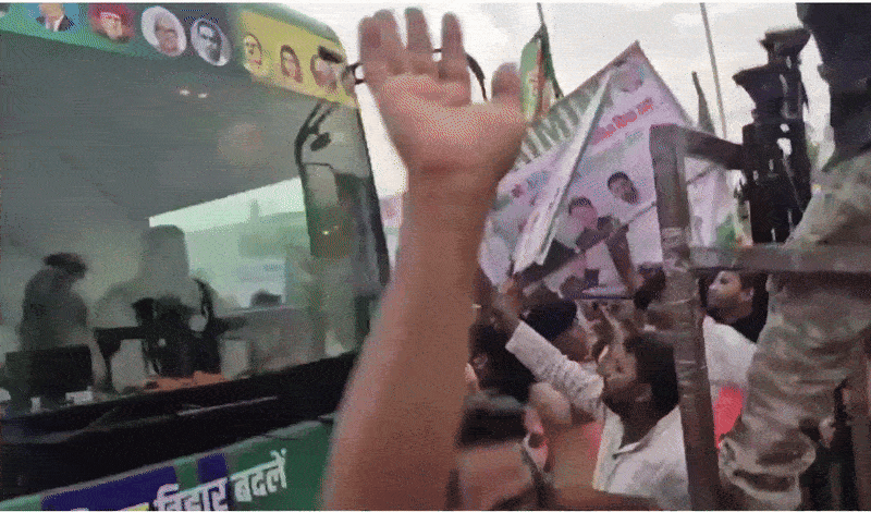 जबरिया जोड़ी! राजद संग गठबंधन की मांग लिए तेजस्‍वी की गाड़ी के आगे आए AIMIM कार्यकर्ता, फिर हुआ बवाल
