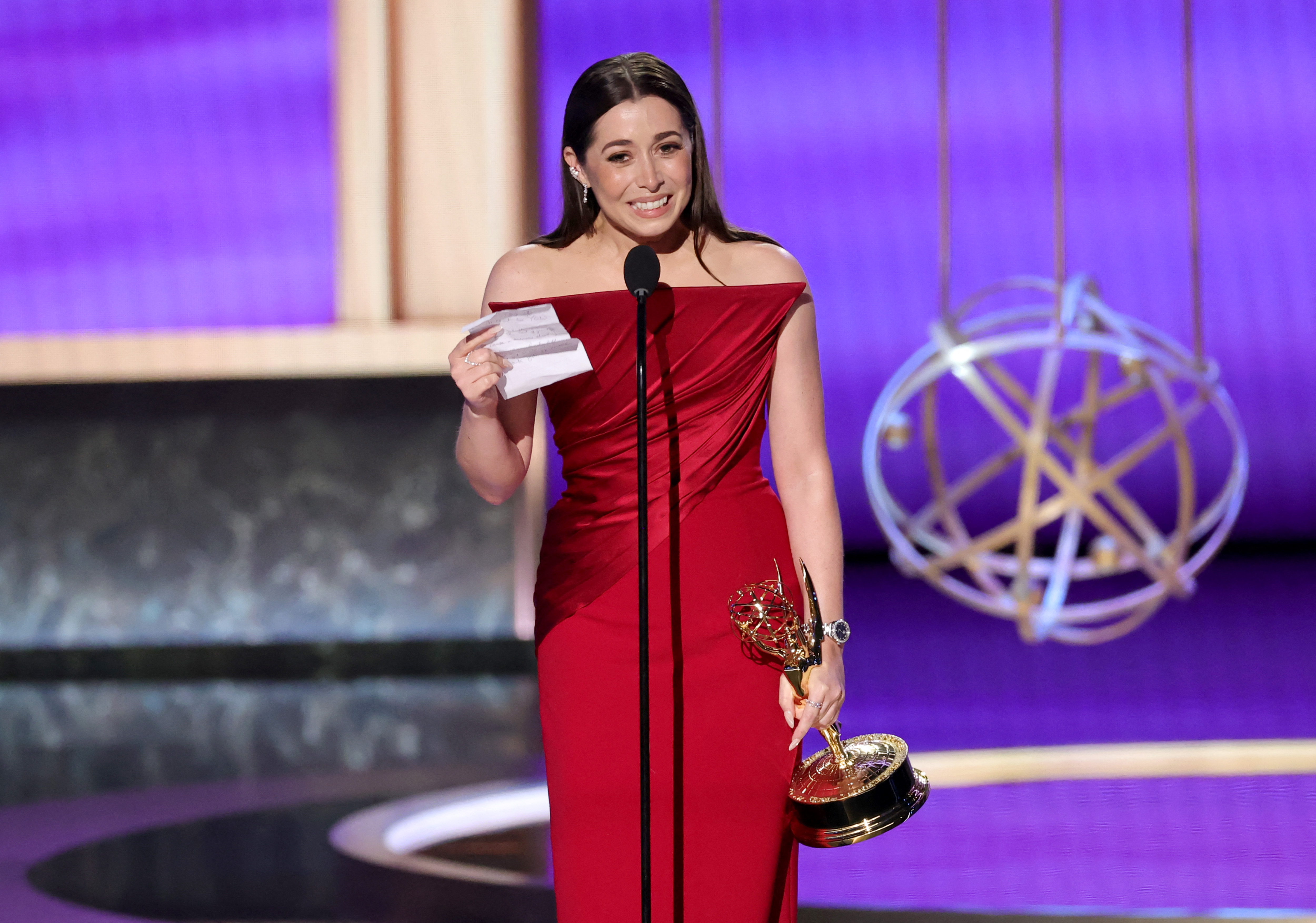 Emmy Winner Cristin Milioti Wrote Her Winning Speech On The Back Of Her Therapy Notes