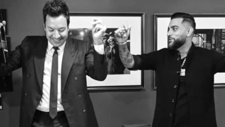 Watch: Karan Aujla Teaches Bhangra Moves To Jimmy Fallon. Internet Reacts Watch: Karan Aujla Teaches Bhangra Moves To Jimmy Fallon. Internet Reacts