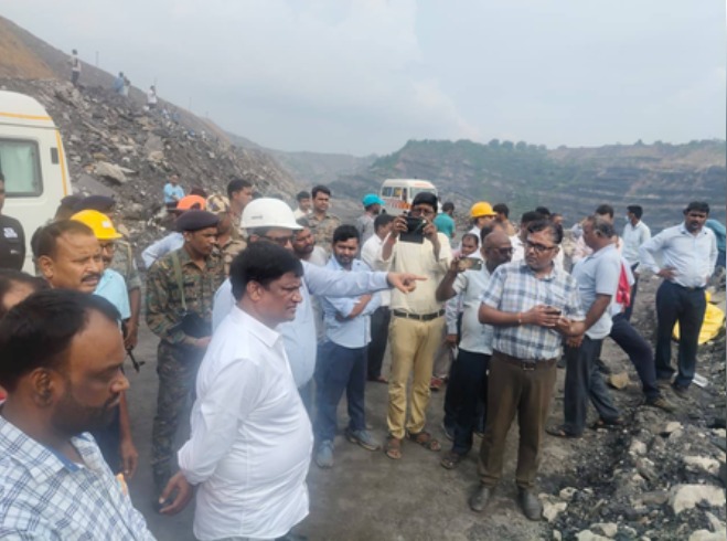 धनबाद में भू-धंसान के दो बड़े हादसे, छह मजदूरों की मौत की आशंका, आधा दर्जन घर जमींदोज
