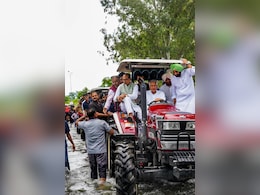 स्थिति गंभीर, नुकसान की भरपाई की जाएगी... शिवराज सिंह चौहान ने किया पंजाब के बाढ़ प्रभावित इलाकों का दौरा स्थिति गंभीर, नुकसान की भरपाई की जाएगी... शिवराज सिंह चौहान ने किया पंजाब के बाढ़ प्रभावित इलाकों का दौरा