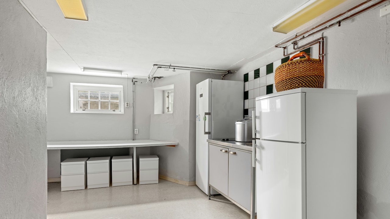 Choose the right size refrigerator for your home lifestyle