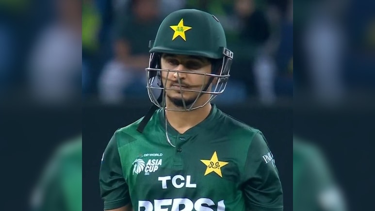 PAK vs BAN: जिसे मान रहा था पाकिस्तान अपना 'भविष्य', उसके नाम जुड़ा क्रिकेट का सबसे बड़ा धब्बा PAK vs BAN: जिसे मान रहा था पाकिस्तान अपना 'भविष्य', उसके नाम जुड़ा क्रिकेट का सबसे बड़ा धब्बा