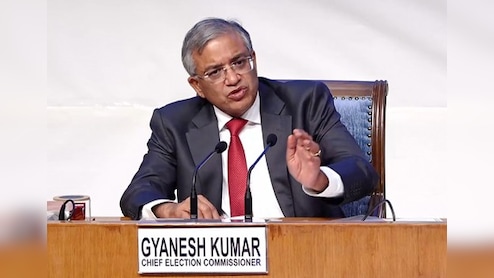 अंतिम दौर में बिहार चुनाव की तैयारियां, वेबकास्टिंग से लेकर पिंक बूथ तक क्या बंदोबस्त, चुनाव आयोग ने बताया