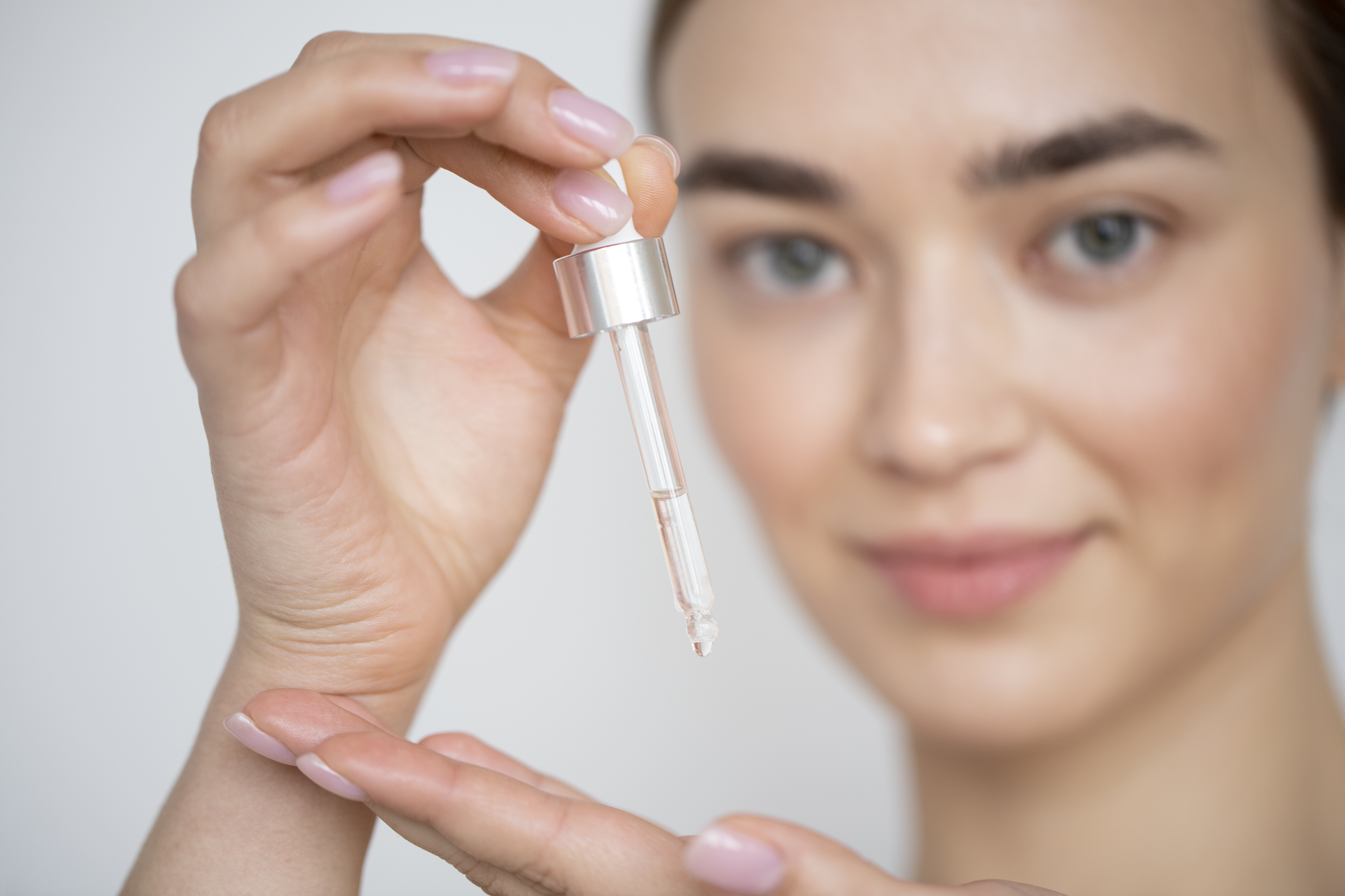 Harvard-Trained Dermatologist Shares 4 Ways To Use Retinol, And It's Not For Your Face