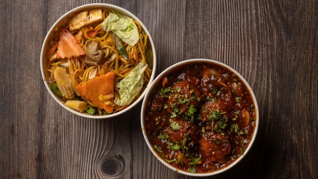 Hakka Noodles, Chilli Chicken And 5 More Desi Chinese Food Combos You Cannot Miss