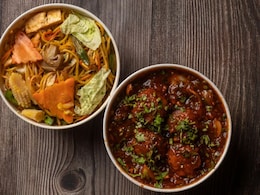 Hakka Noodles, Chilli Chicken And 5 More Desi Chinese Food Combos You Cannot Miss Hakka Noodles, Chilli Chicken And 5 More Desi Chinese Food Combos You Cannot Miss