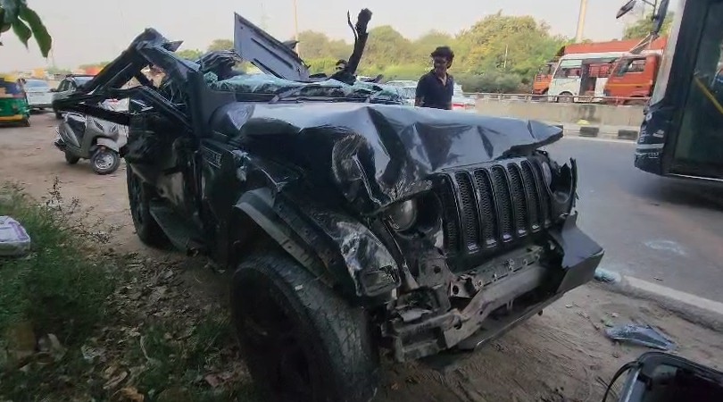 5 Dead As Speeding Thar Loses Control, Hits Divider On Gurugram Highway