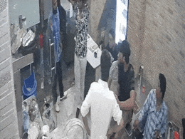 कोटा में नॉन वेज रेस्टोरेंट में हिस्ट्रीशीटर से हुआ था विवाद... 4 गिरफ्तार, पिस्टल लेकर होटल में घुसे थे बदमाश कोटा में नॉन वेज रेस्टोरेंट में हिस्ट्रीशीटर से हुआ था विवाद... 4 गिरफ्तार, पिस्टल लेकर होटल में घुसे थे बदमाश