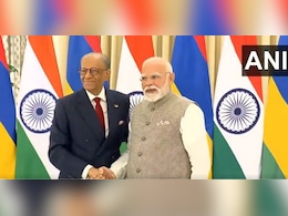 LIVE: स्थानीय मुद्रा में व्यापार करने के लिए कदम उठाएंगे...मॉरीशस पीएम से मुलाकात के बाद पीएम मोदी LIVE: स्थानीय मुद्रा में व्यापार करने के लिए कदम उठाएंगे...मॉरीशस पीएम से मुलाकात के बाद पीएम मोदी