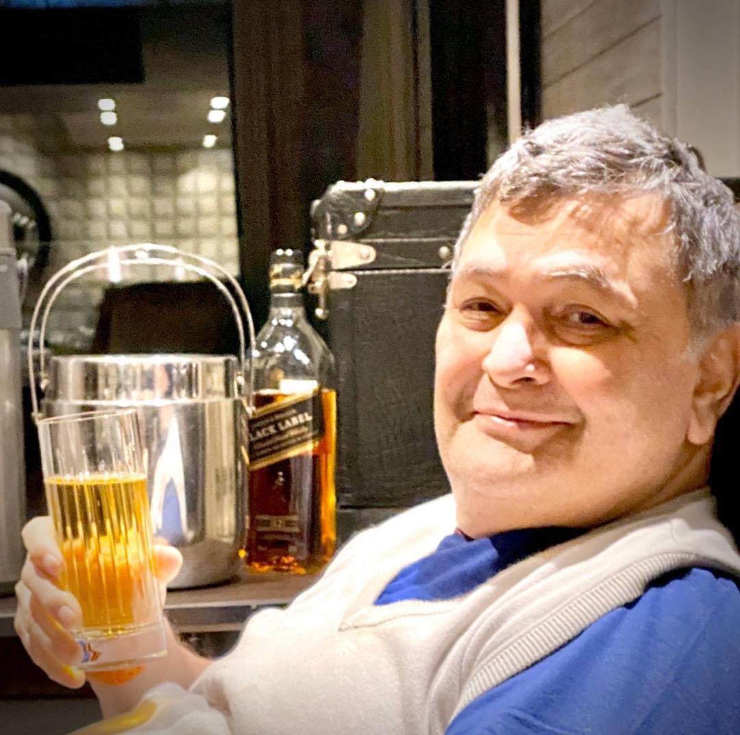 When Drunk Rishi Kapoor Made Neetu Kapoor Call His Ex-Girlfriend After Breakup