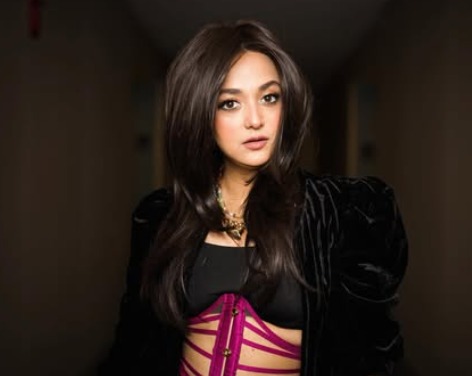 Did Monali Thakur Confirm Divorce From Maik Richter With A Cryptic "Reason" Post?