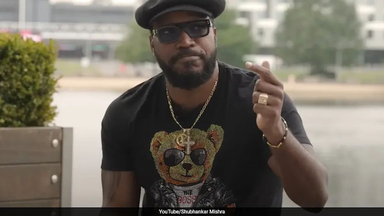 Chris Gayle : “KL राहुलने मला फोन केला...”, ख्रिस गेलचा पंजाब किंग्जवर गंभीर आरोप, पाहा Video Chris Gayle : “KL राहुलने मला फोन केला...”, ख्रिस गेलचा पंजाब किंग्जवर गंभीर आरोप, पाहा Video