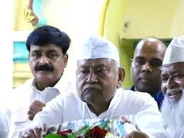 पहले इनकार, फिर इकरार... नीतीश के टोपी पहनने के पीछे क्या संदेश? पहले इनकार, फिर इकरार... नीतीश के टोपी पहनने के पीछे क्या संदेश?