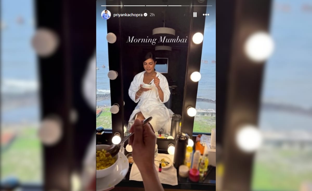 Priyanka Chopra eating poha in Mumbai. Photo: Instagram/priyankachopra Priyanka Chopra eating poha in Mumbai. Photo: Instagram/priyankachopra