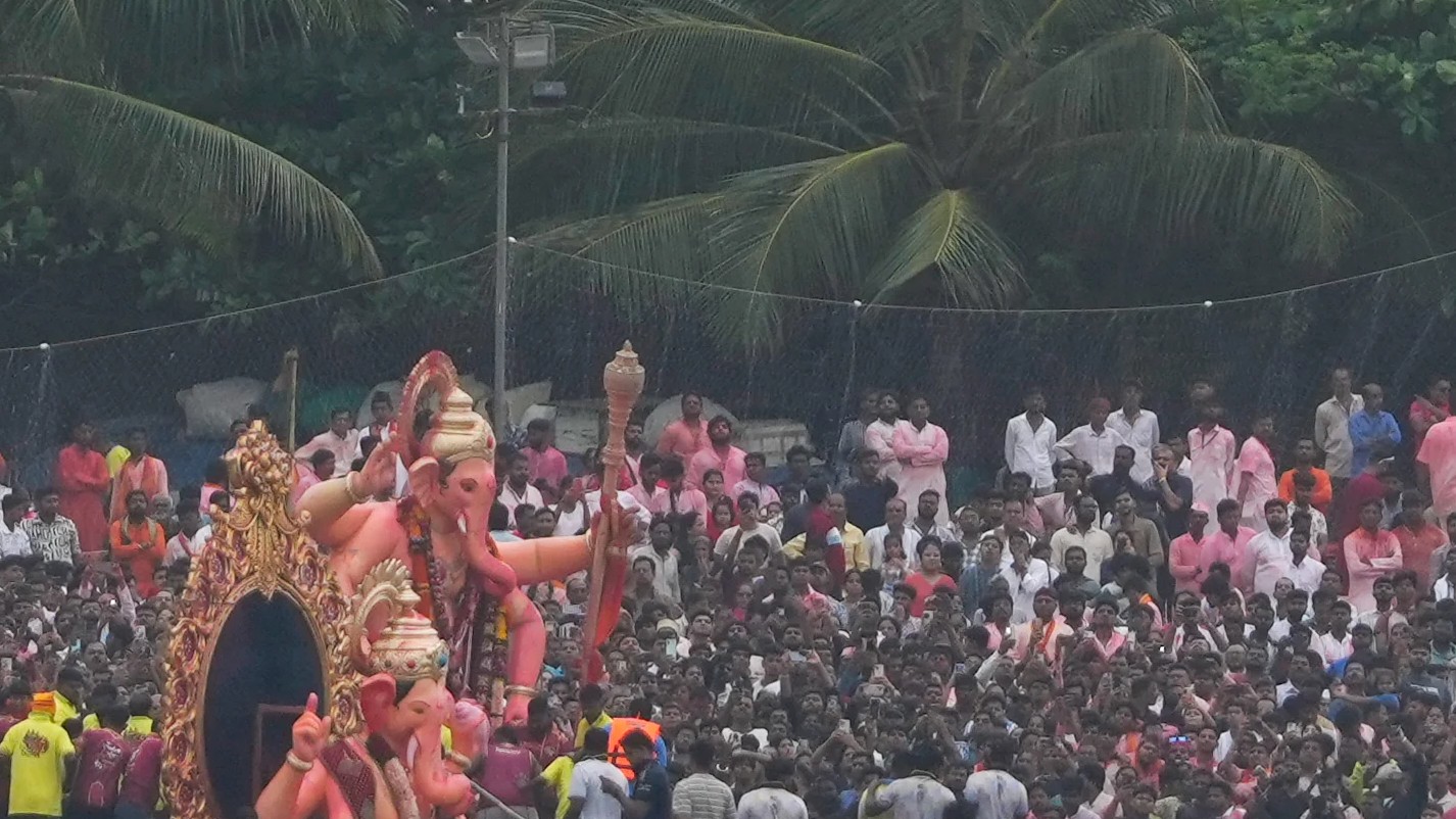 Karnataka: Eight dead As Truck Ploughs Into Ganesha Procession