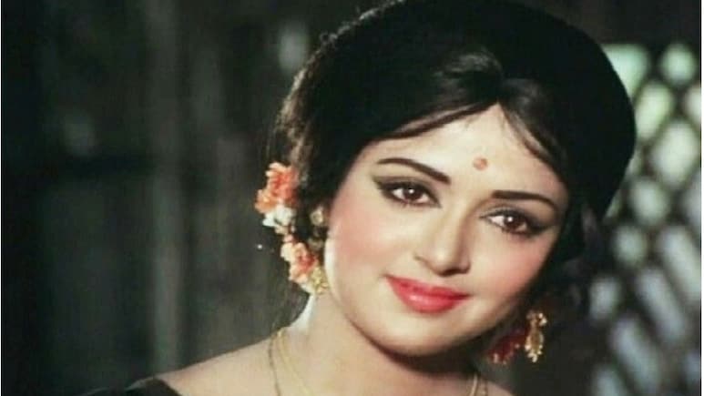 4 बच्चों के पिता धर्मेंद्र से हेमा को पहली नजर में हुआ था प्यार, पिता और बेटे से बगावत कर के हीमैन और ड्रीमगर्ल ने की शादी