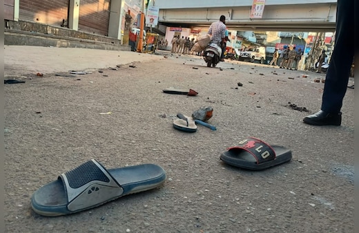 Bareilly Violence Row Live: 'आई लव मोहम्मद' पर मौलाना का भड़काऊ बयान और बरेली में बवाल, मंत्री बोले- होगी कार्रवाई, जानें- हर एक अपडेट
