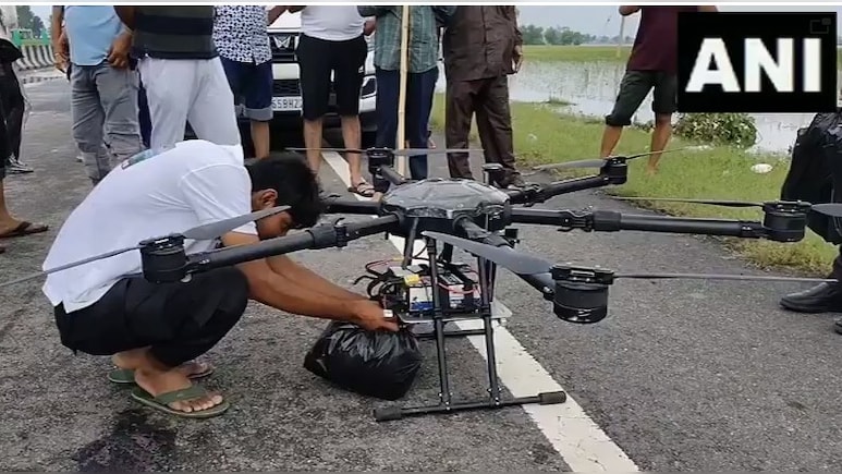 पंजाब सरकार की बड़ी पहल, बाढ़ पीड़ितों को राहत सामग्री भेजने के लिए उतारे ड्रोन