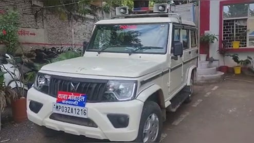 PWD Office कर्मियों के विवाद ने लिया हिंसक रूप, टाइम कीपर पर चाकू से हमला कर हुआ फरार