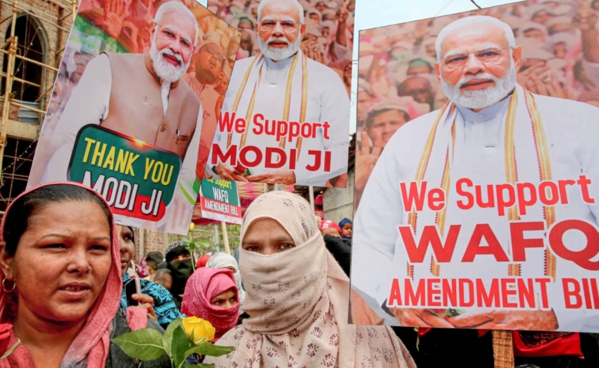 नरेंद्र मोदी के कार्यकाल में मुसलमानों का एक तबका बीजेपी की ओर आकर्षित हुआ है. नरेंद्र मोदी के कार्यकाल में मुसलमानों का एक तबका बीजेपी की ओर आकर्षित हुआ है.
