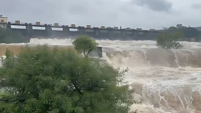 Pune Rain News: पुण्यात पुराचे टेन्शन, खडकवासलासह प्रमुख धरणांतून पाण्याचा विसर्ग