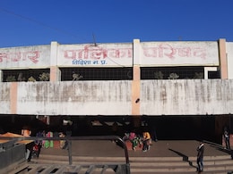 No confidence Motion: पार्षदों की बगावत; MP के 20 नगरीय निकाय में कुर्सी का संकट, विदिशा में लगे ये आरोप No confidence Motion: पार्षदों की बगावत; MP के 20 नगरीय निकाय में कुर्सी का संकट, विदिशा में लगे ये आरोप