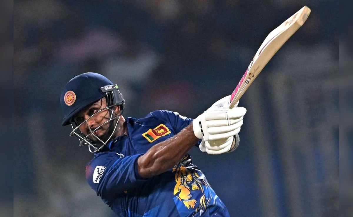 SL vs OMA T20 WC 2026: कप्तान दासुन शनाका ने रचा इतिहास, T20I में श्रीलंका के लिए जड़ दिया सबसे तेज अर्धशतक