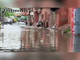 आगरा में झमाझम बारिश के बाद जलभराव, यमुना किनारा रोड पर बाढ़ जैसे हालात, नगर निगम की खुली पोल आगरा में झमाझम बारिश के बाद जलभराव, यमुना किनारा रोड पर बाढ़ जैसे हालात, नगर निगम की खुली पोल
