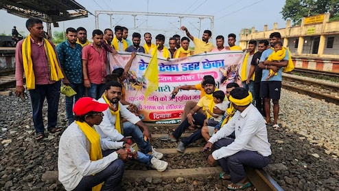 झारखंड में कुड़मी समुदाय का रेल रोको आंदोलन, 100 से अधिक ट्रेन प्रभावित