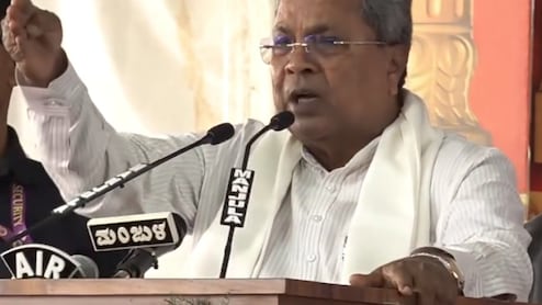 'Why Are You Even Here?' Siddaramaiah Loses Cool During Mysuru Dasara Event