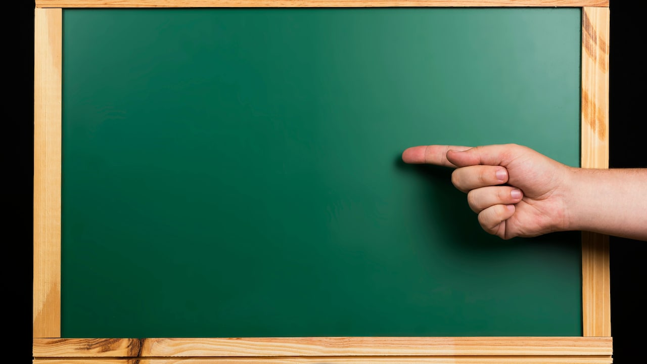 Add a blackboard to your kids room to make it more appealing