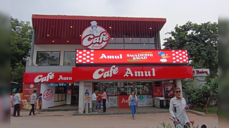 घी 40 तो पनीर 20 रुपये सस्ता... अमूल ने 700 से ज्यादा प्रोडक्ट्स की घटाई कीमतें, जानें किस-किसके घटे दाम