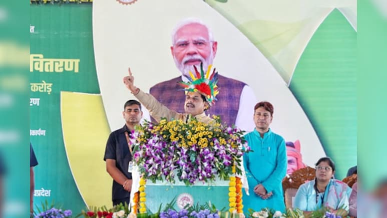 MP में नक्सलियों से लोहा लेने 815 आदिवासी युवा तैयार, विशेष सहायक बल के लिए CM मोहन ने सौंपा नियुक्ति पत्र
