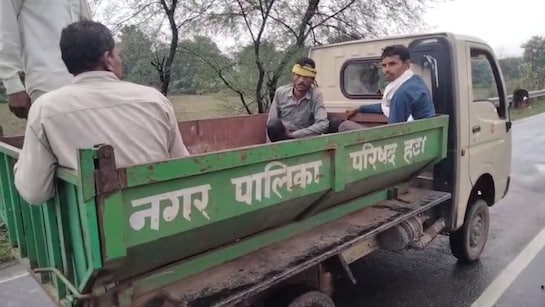 Madhya Pradesh Government Hospital Sent Body Home In A Garbage Trolley